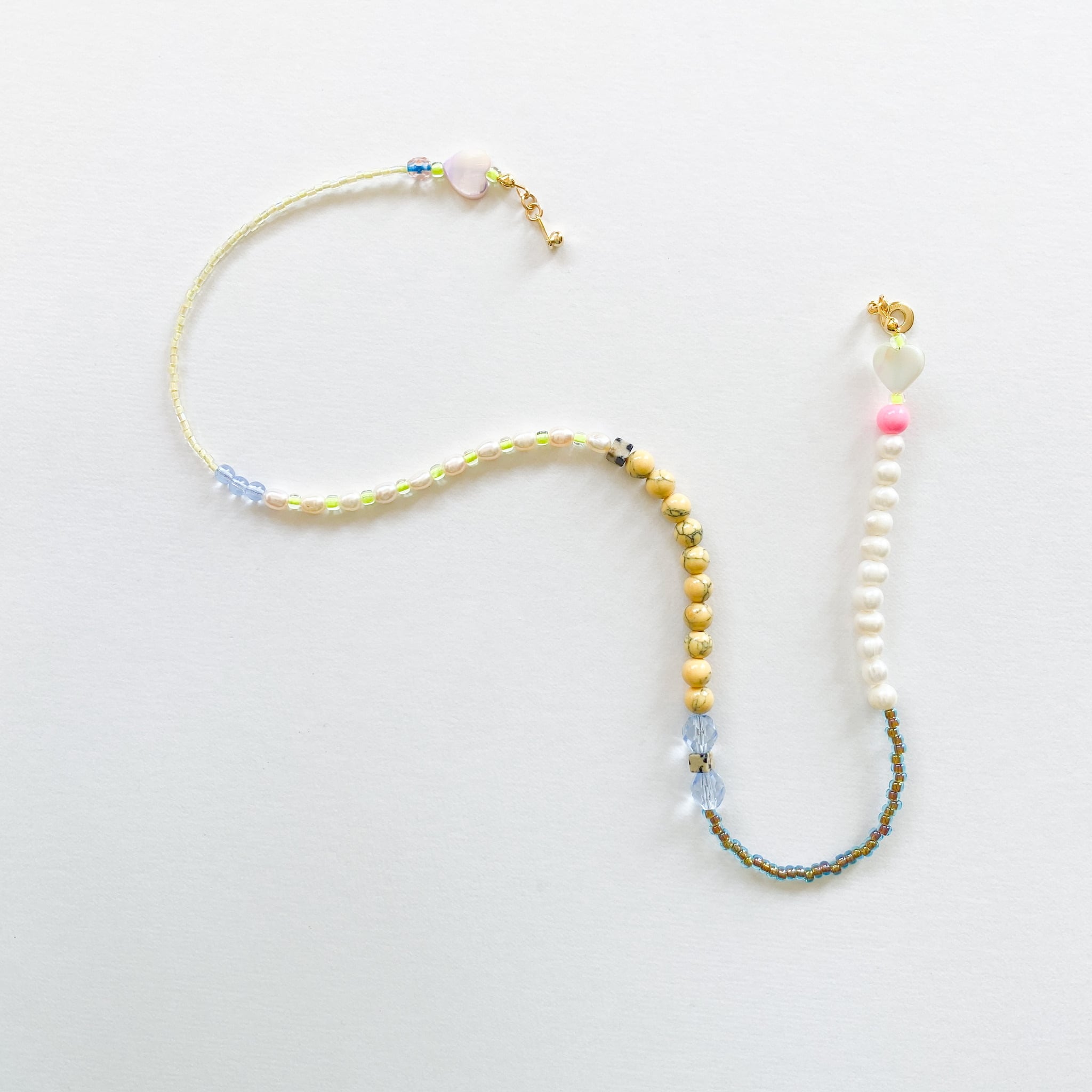 淡水パールとビーズのネックレス