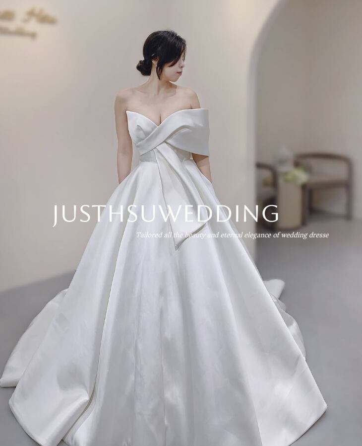 ウェディングドレス ワンショルダー 光沢サテン 披露宴/結婚式 花嫁  