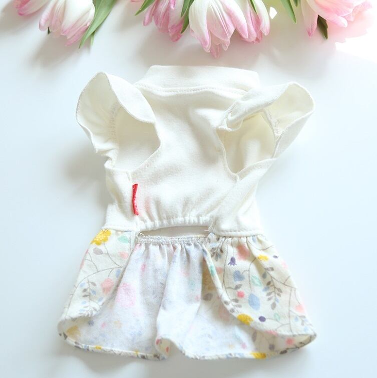 犬用ワンピース　花柄リボン刺繍 パフスリーブ 春夏新作 ドッグウェア 花柄リボン付きワンピース 送料無料 | nuffnuff