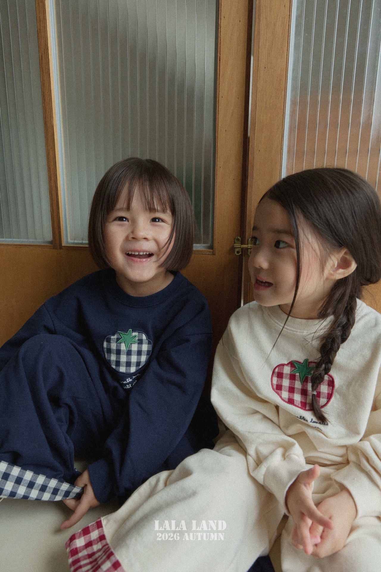 韓国子供服 / LALALAND / 26Autumn / トマト スウェット / 秋服 / キッズ *XS~XL*