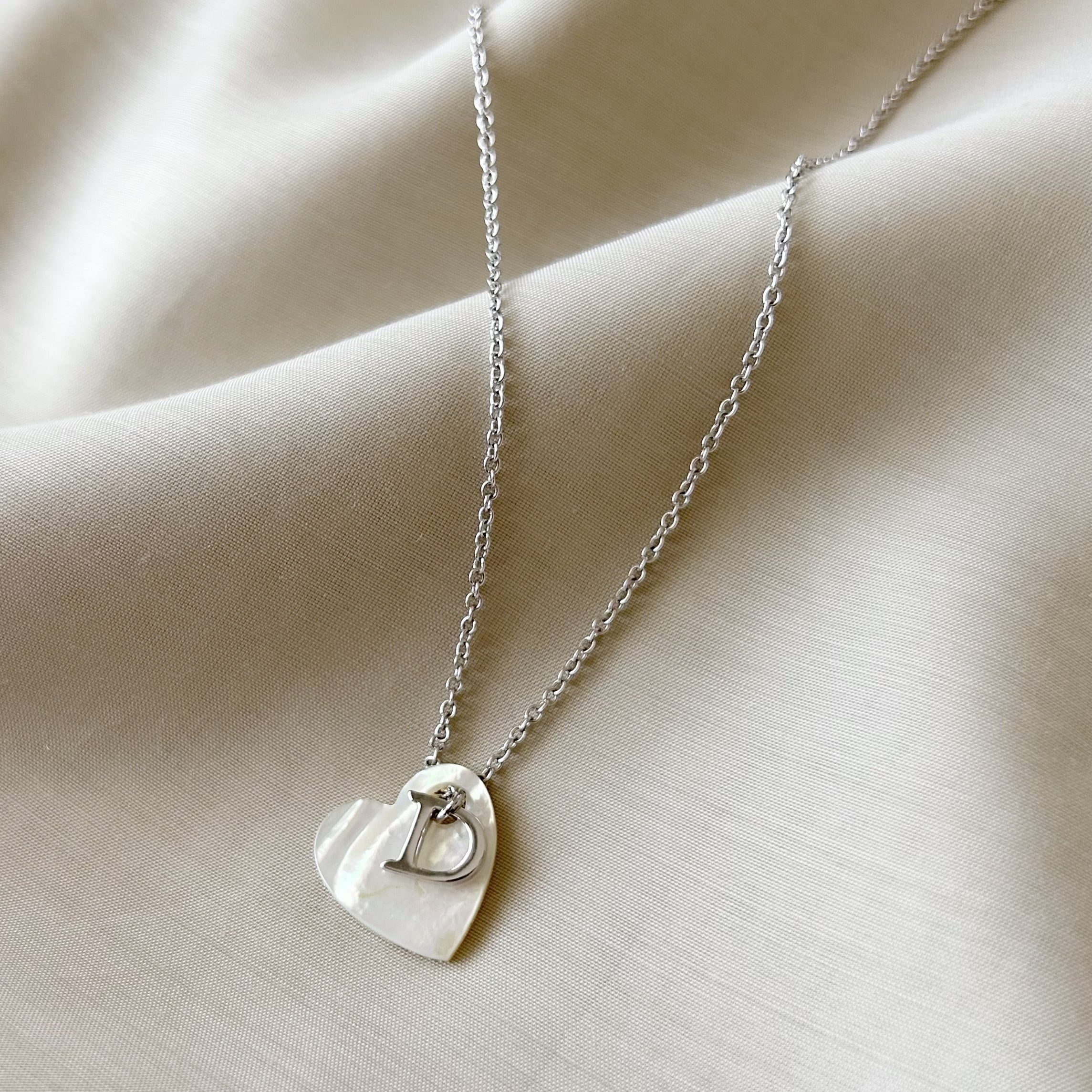 N5173】Christian Dior heart shell necklace/クリスチャンディオール