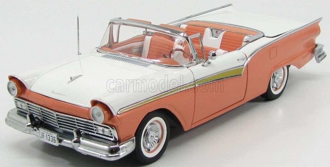 1956フォードサンライナー　コンバーチブル 1/18 ERTL アーテル 1956フォードサンライナー コンバーチブル 1/18 ERTL アーテル