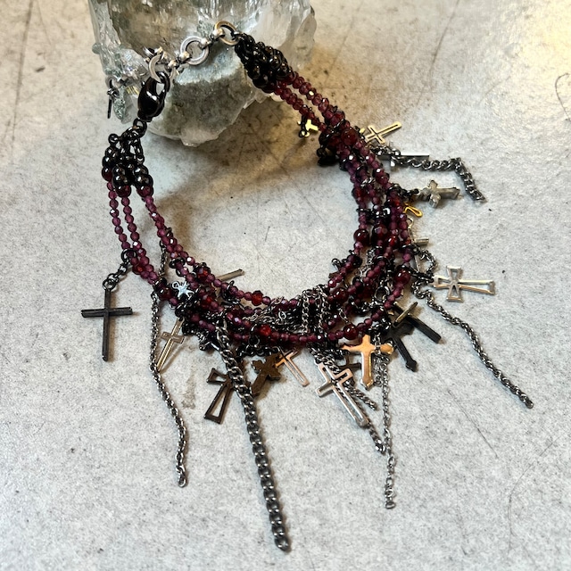 【2023 1st】gunda<ガンダ>JUNK HEAVEN DIE BRACELET/Garnet [ジャンクヘブン ダイ ブレスレット/ガーネット]