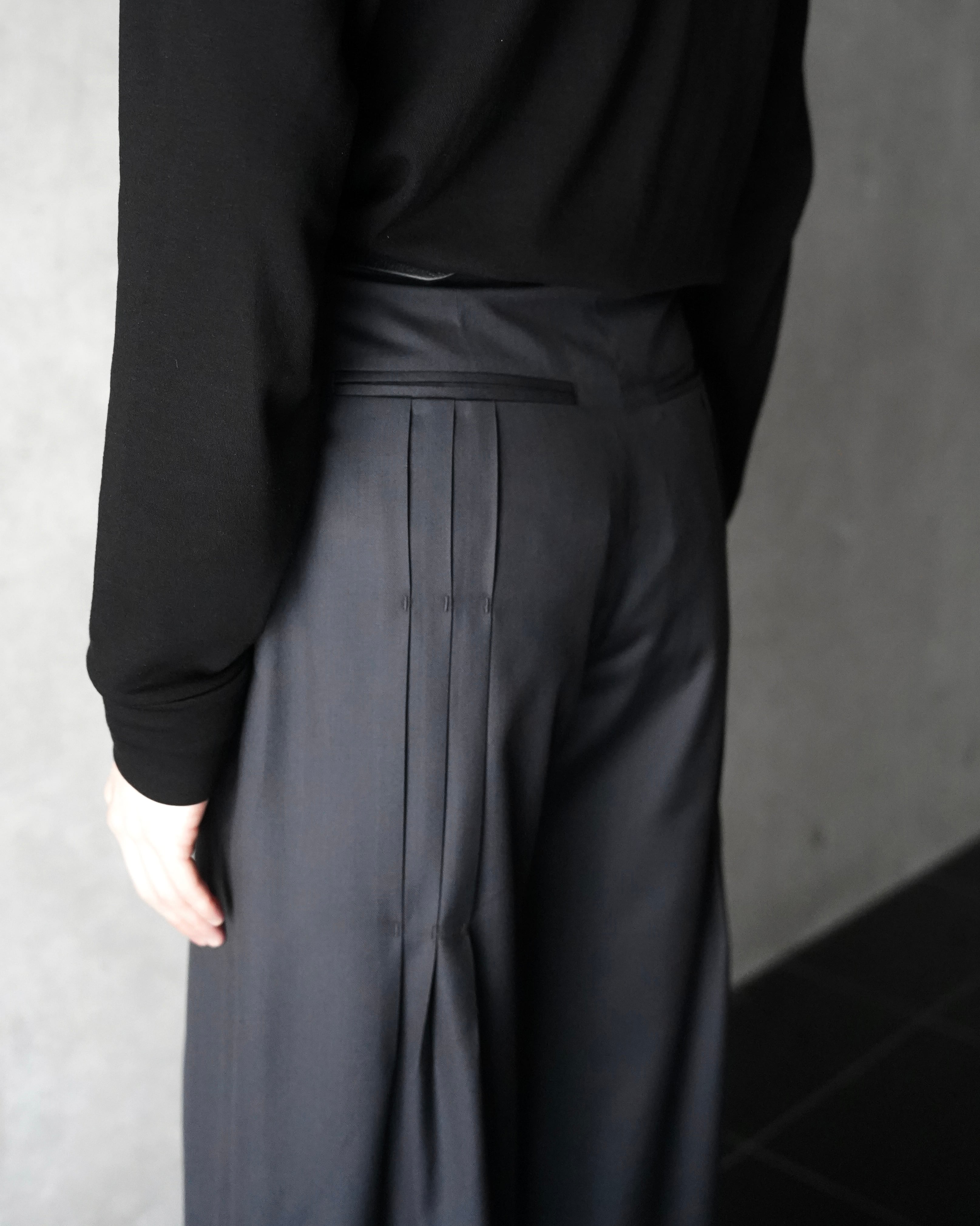 NEU_IN SS26 Pleated trousers | hypeofficial
