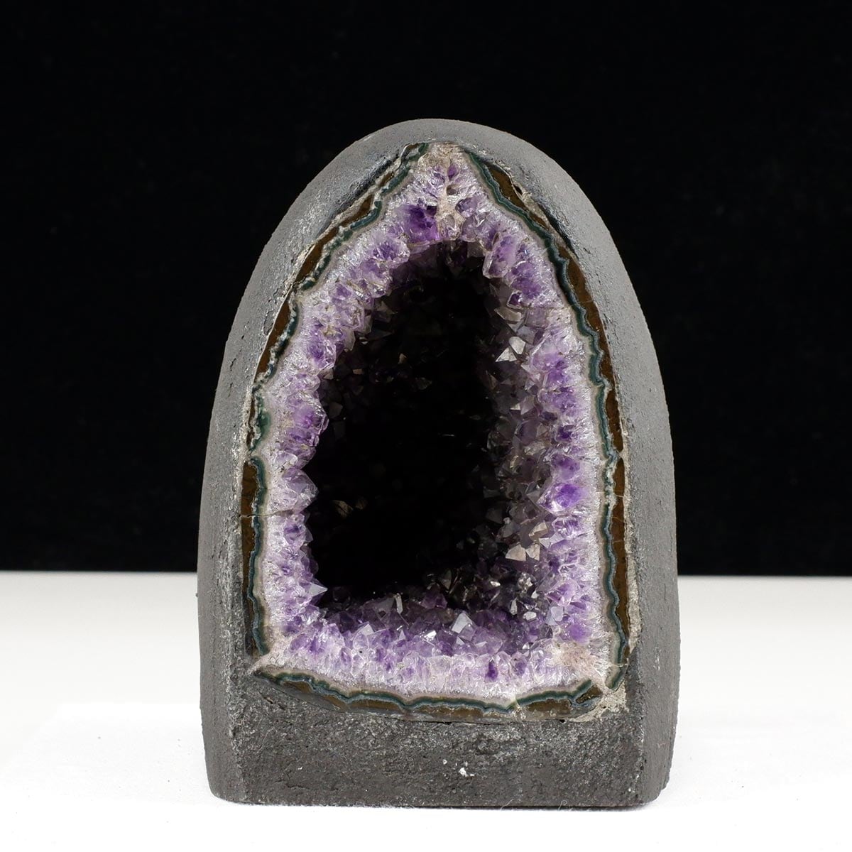 2.5Kg アメジストドーム ウルグアイ産 アメジスト ドーム ジオード 原石 置物 カペーラ 一点物 174-2264