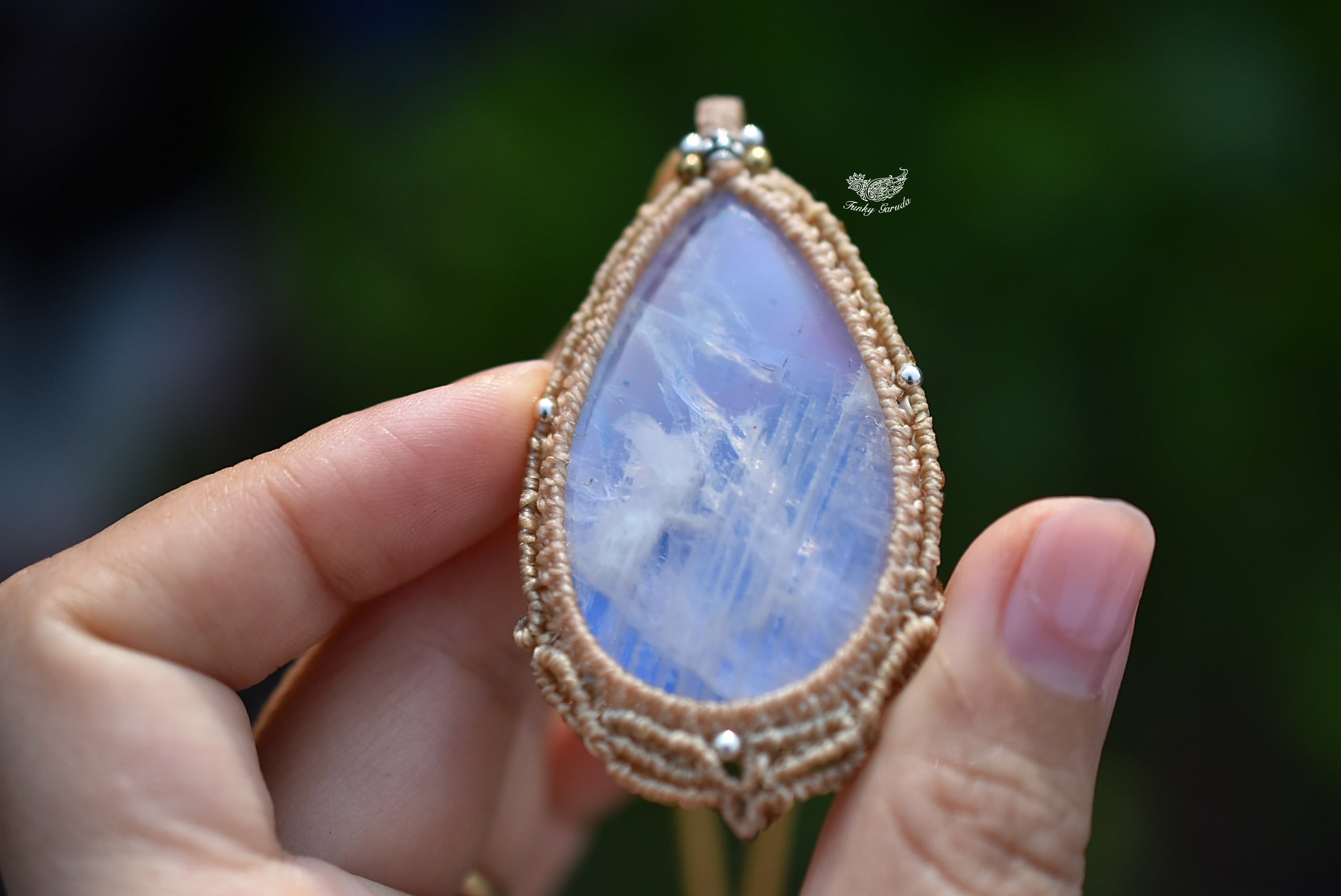 レインボームーンストーン アクアマリン マクラメネックレス 【公式通販】