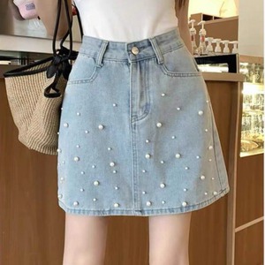 【送料無料】 ミニスカート フレア Aライン ファスナー ハイウエスト 薄手 装飾 ビジュー パール かわいい 大人可愛い きれいめ シンプル カジュアル 大人 上品 おしゃれ お洒落 こなれ感 コンサバ系 ラフ 抜け感 レディライク ガーリー フェミニン 無地 夏 10代 20代 40代 レディース 女性用 デート お出かけ お呼ばれ 休日 アウトドア お茶会 女子会 授業参観 誕生日会 着回し 普段使い ファッション コーデ スタイル 楽ちん 美脚 脚長 定番 着痩せ 垢抜け ブルー