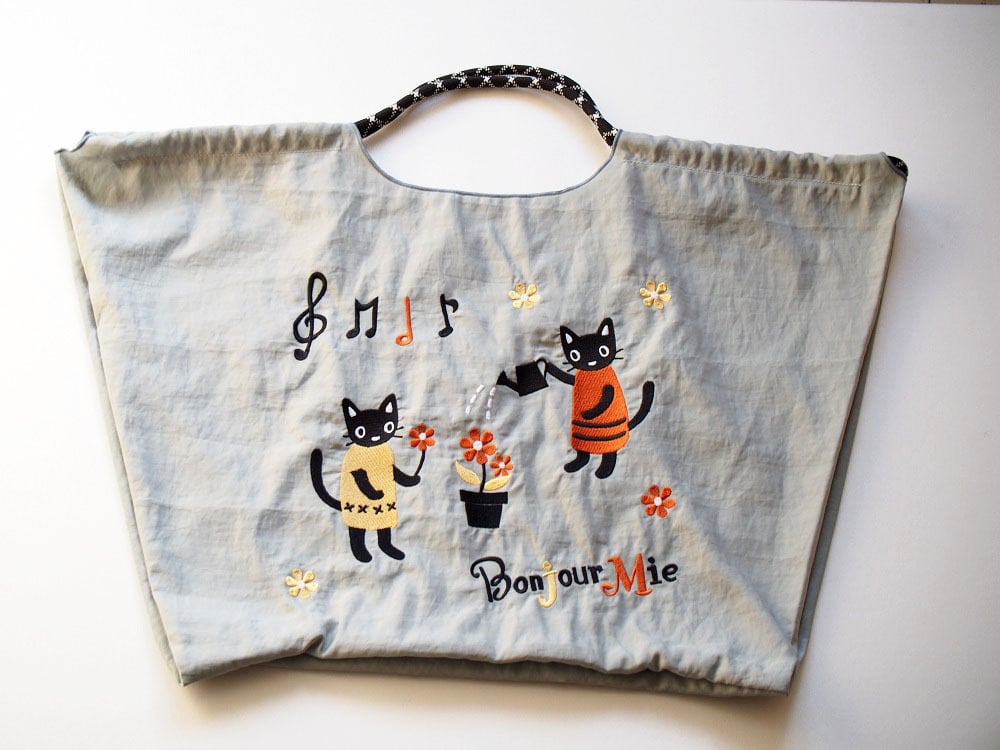 水森亜土 舟形ポーチ ヒッコリー 刺繍 アップリケ デニム 亜土ちゃん