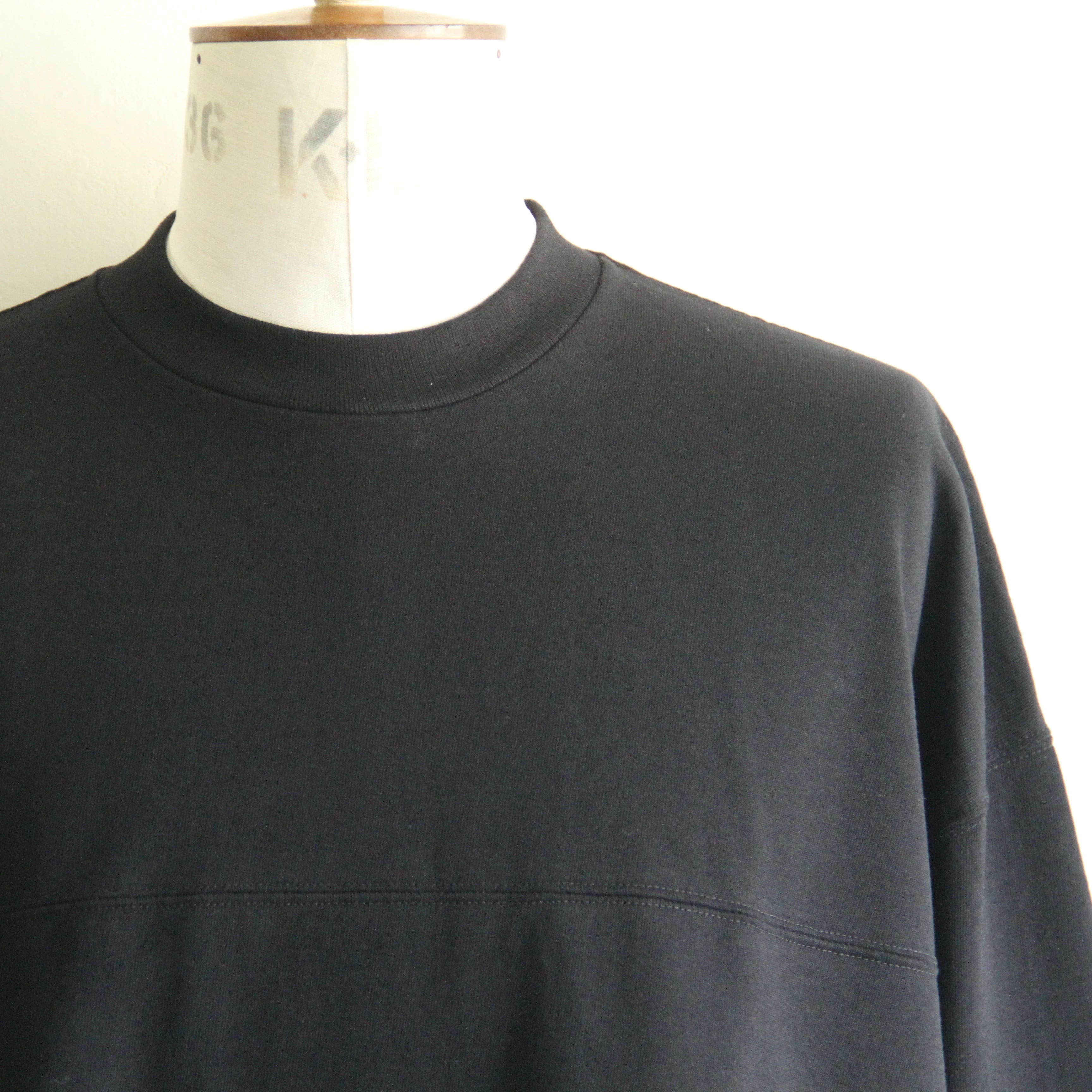 is-ness【 mens 】balloon switching long sleeve tee | Terminal is-ness【 mens 】balloon switching long sleeve tee | Terminal
