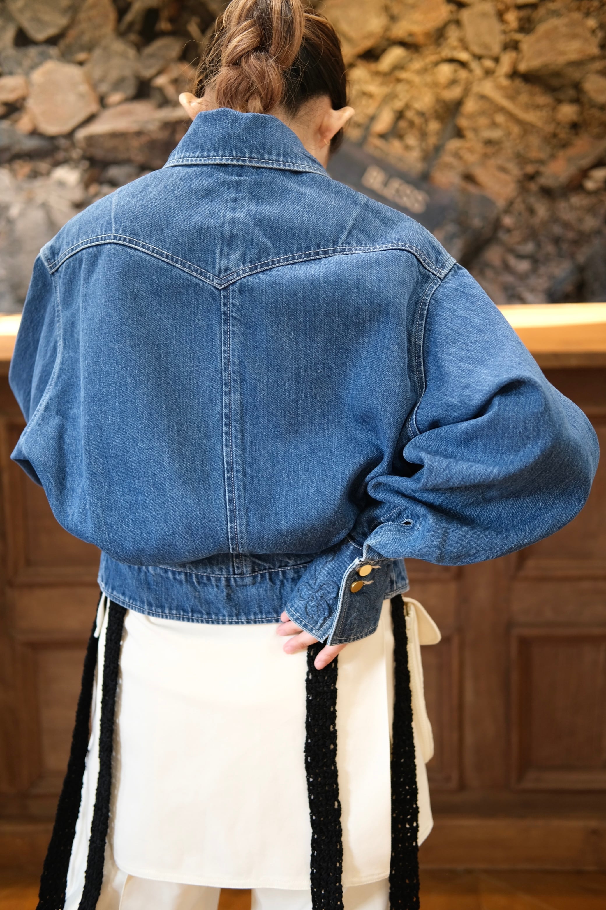 Mame Kurogouchi】Floral Embossed Short Denim Jacket | loop