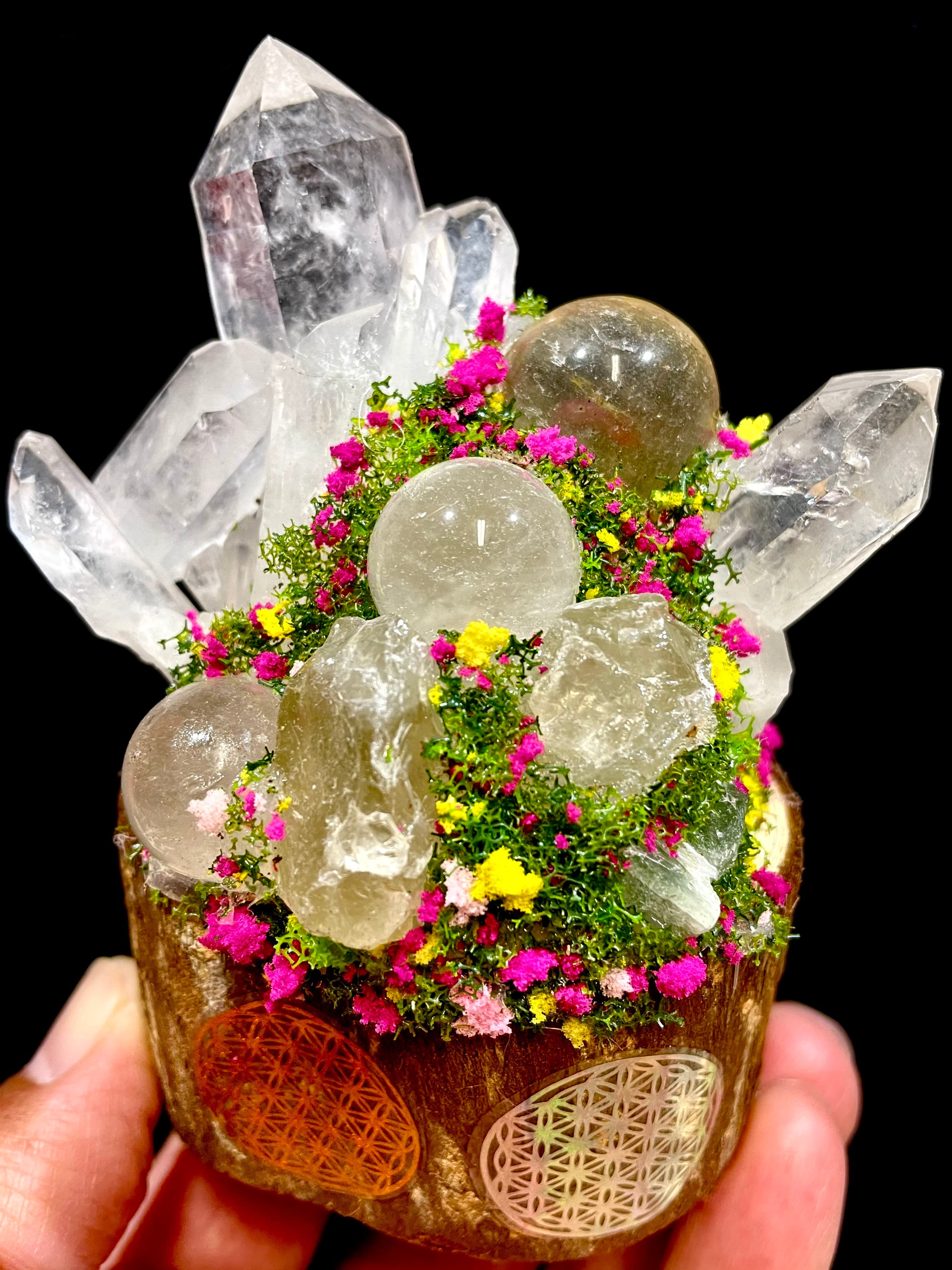 1) 「クリスタルクラスター・ガーデン」ハンドメイド・アート