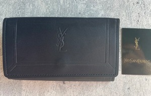 Yves Saint Laurent カサンドラロゴ レザーキーケース ネイビー
