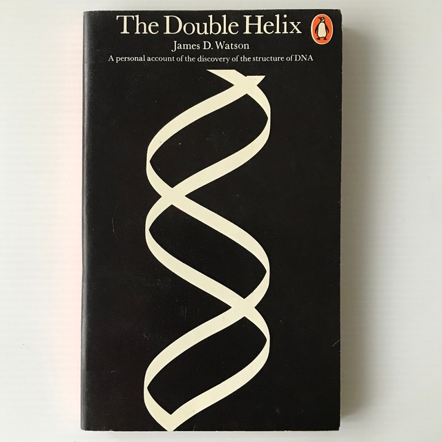 The double helix : a personal account of the discovery of the structure of DNA ＜Penguin books＞ （二重らせん） James D. Watson