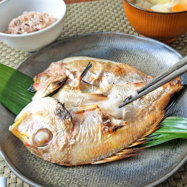 長崎県産　連子鯛開き　200g　【冷凍】