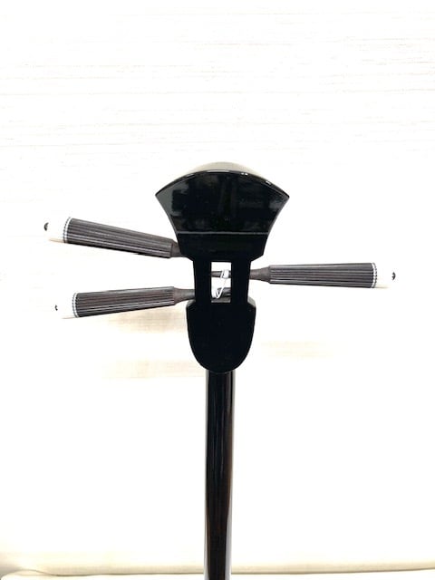 黒木本革三線　高級カミゲン材使用 【最出品、早い者勝ちです。】 高級黒木本皮三線（ｶﾐｹﾞﾝ産） | かりゆし三線館 オンラインショップ