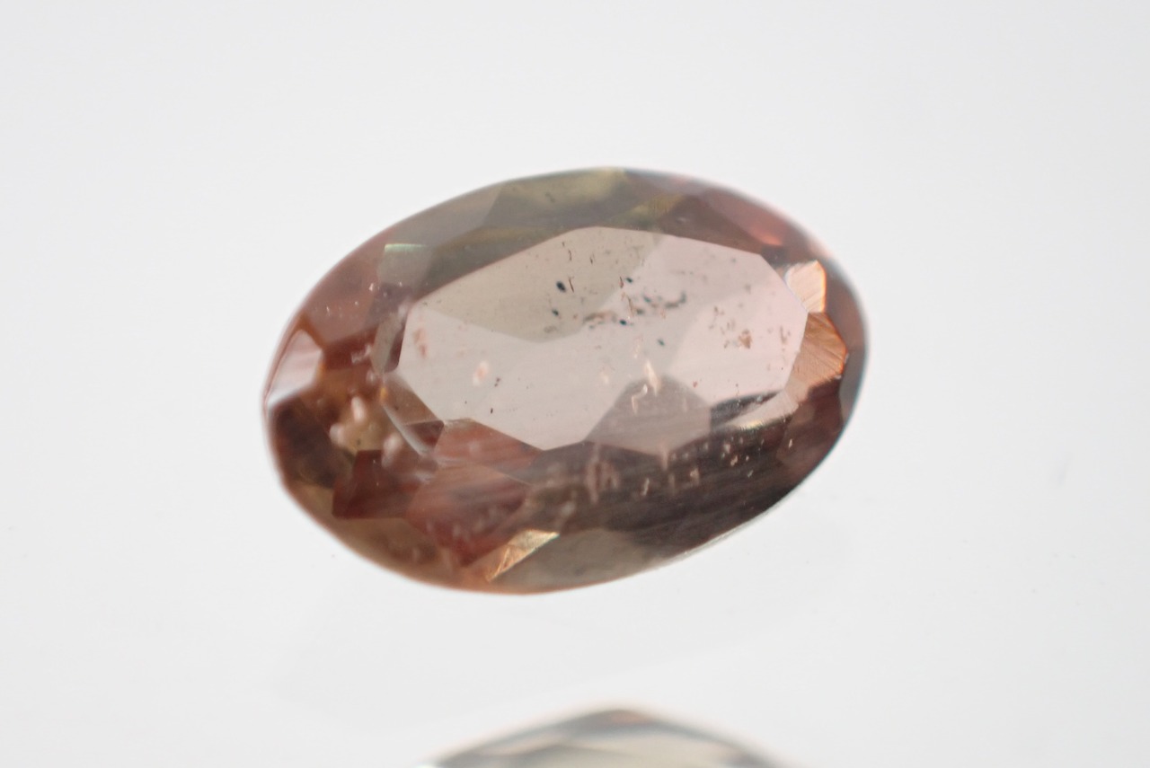 アンダルサイト　0.22ct　 [D9-16]