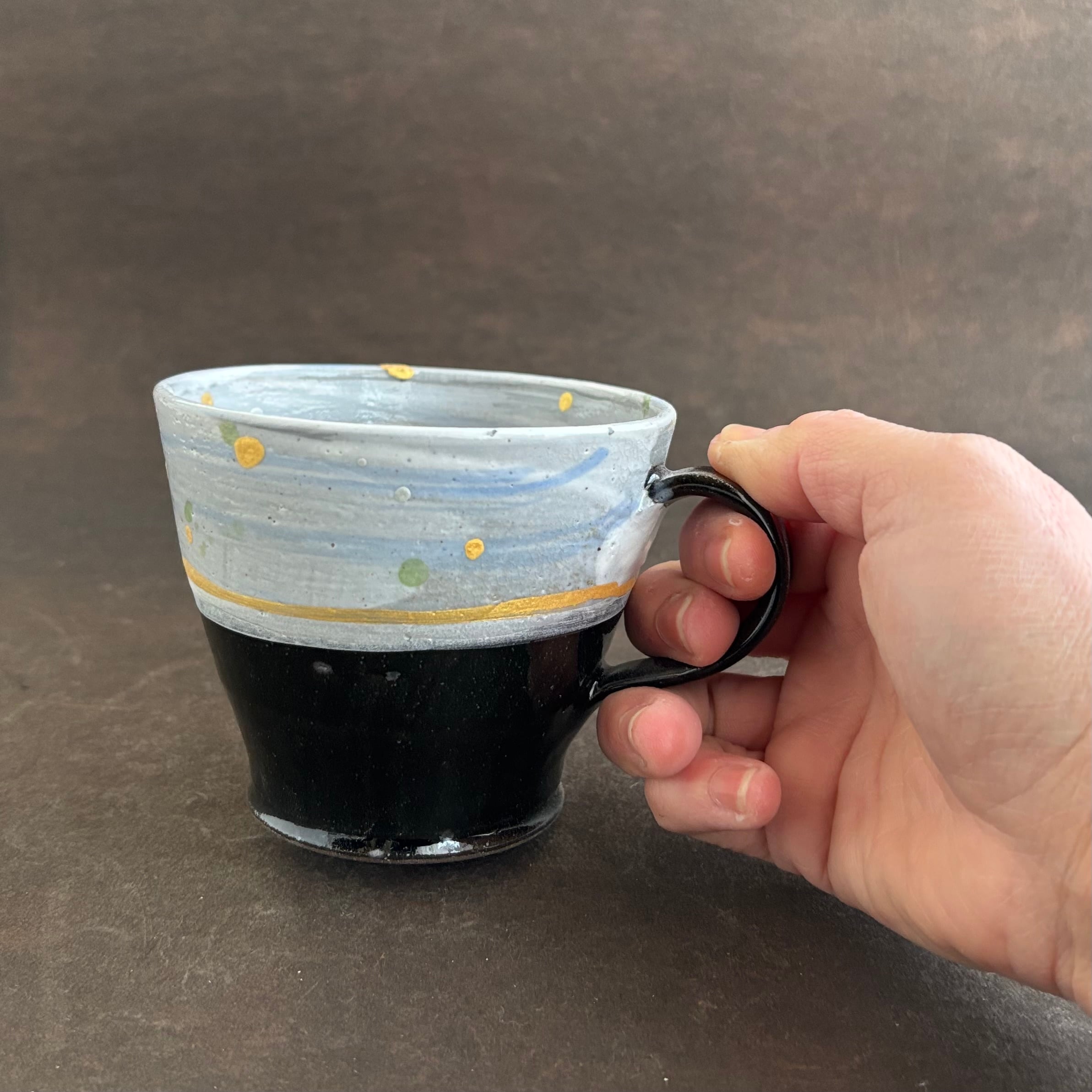 金彩空色の刷毛目　マグカップ