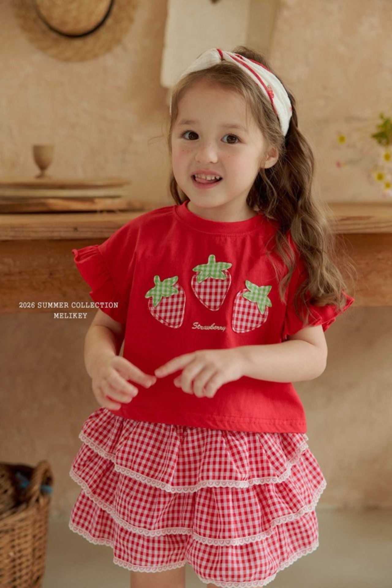 [MELIKEY] Strawberry Patch Tee / [미라이키] 딸기패치티