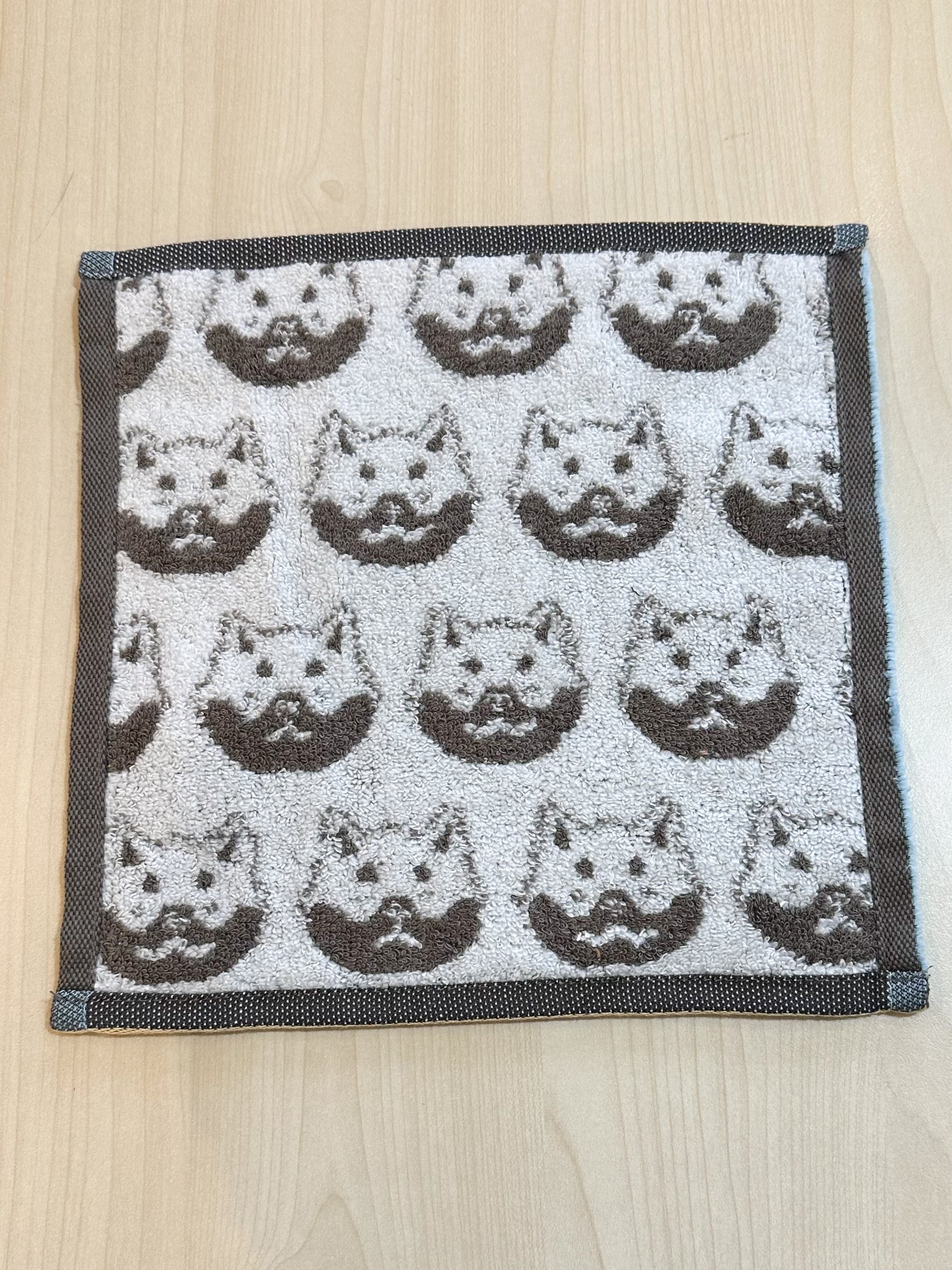 黒柴ミニハンカチタオル | わんこ雑貨の店 スマイルズ