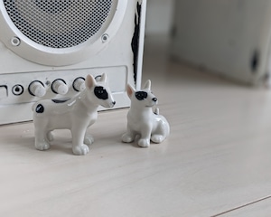 【ミニチュア陶器】 Miniature Bull Terrier~sitting~