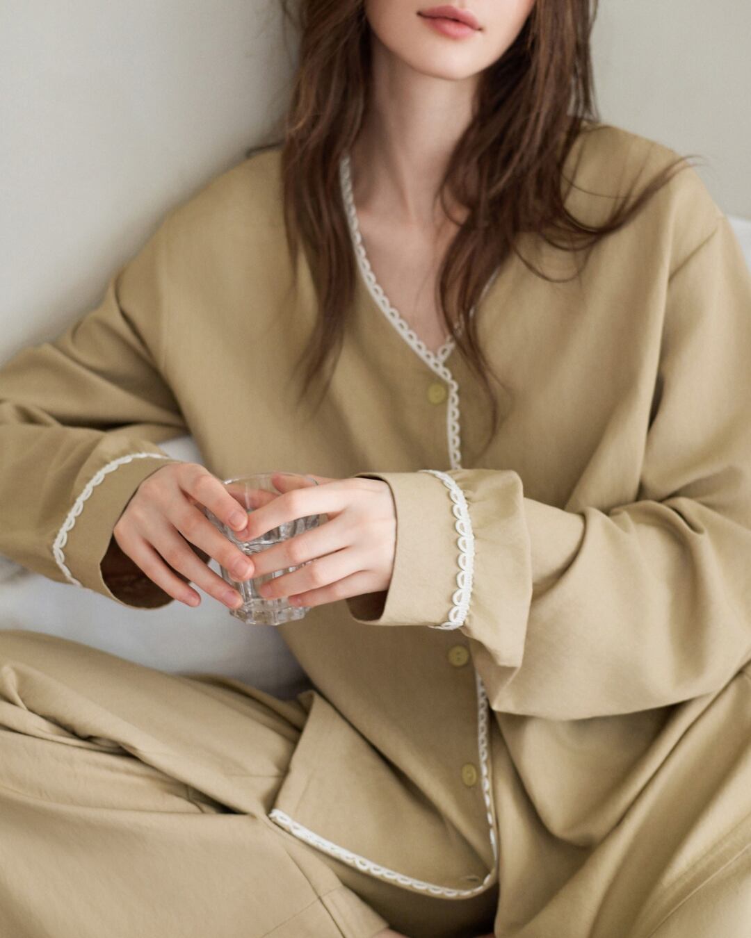 パイピングデザインルームウェア R25032