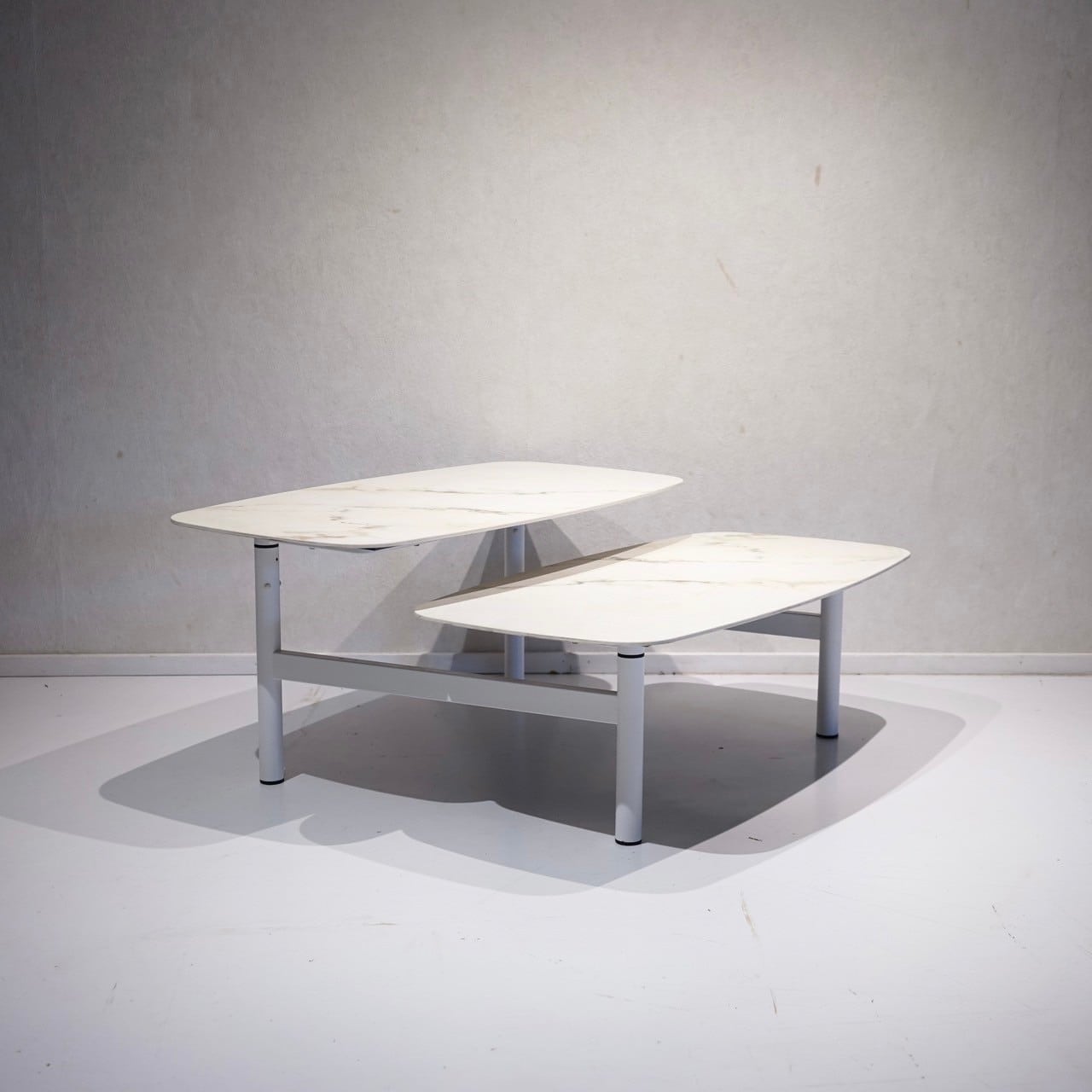 Cassina カッシーナ 784 ローテーブル センターテーブル リビング