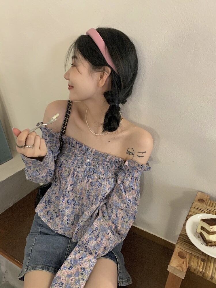 フローラルシャツ サマートップス コート 大人ガーリー スウィート キュート カジュアル 夏物 花柄 オフショルダー モンロー56694755744