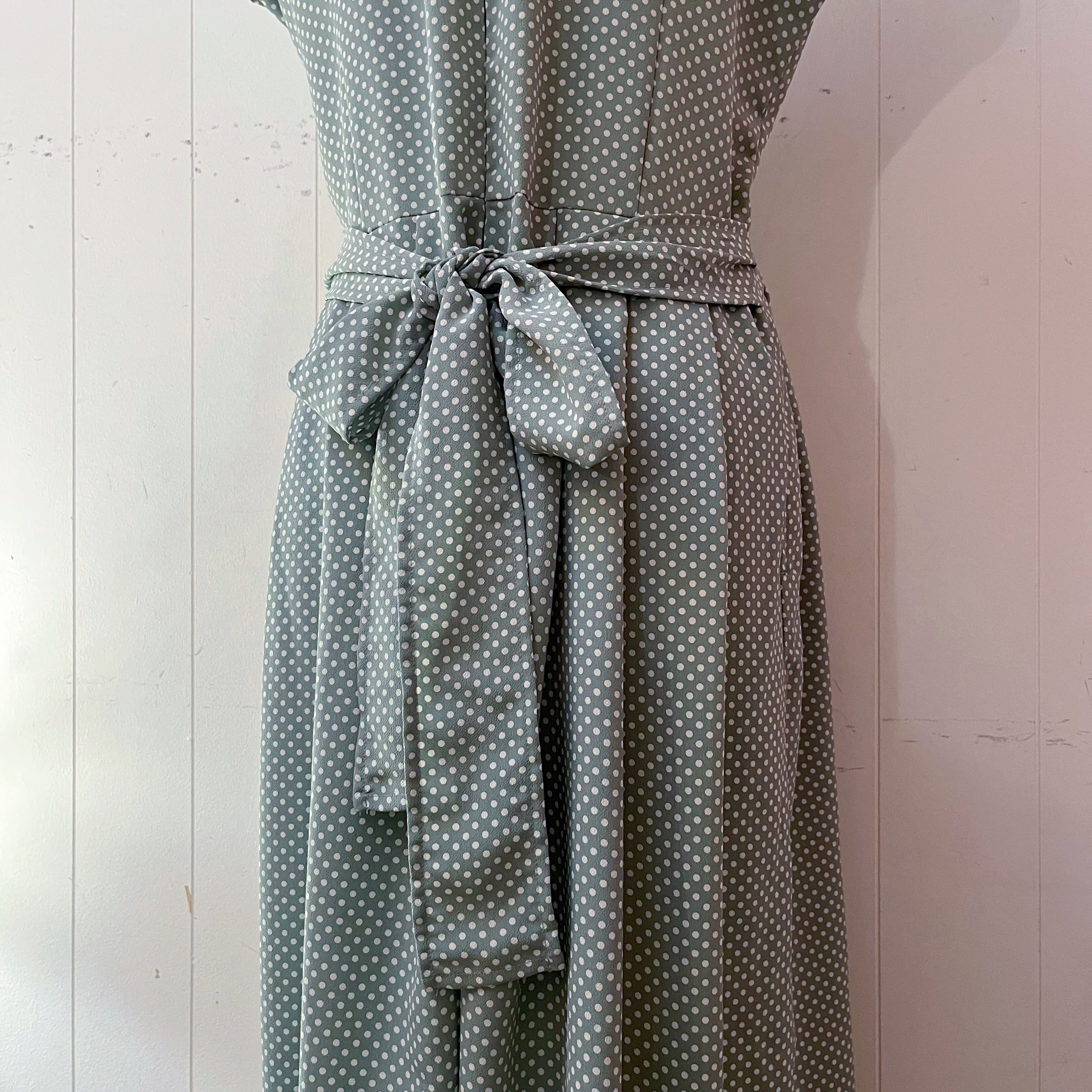 lace collar light green dot one-piece