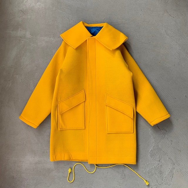 Bonded yellow coat