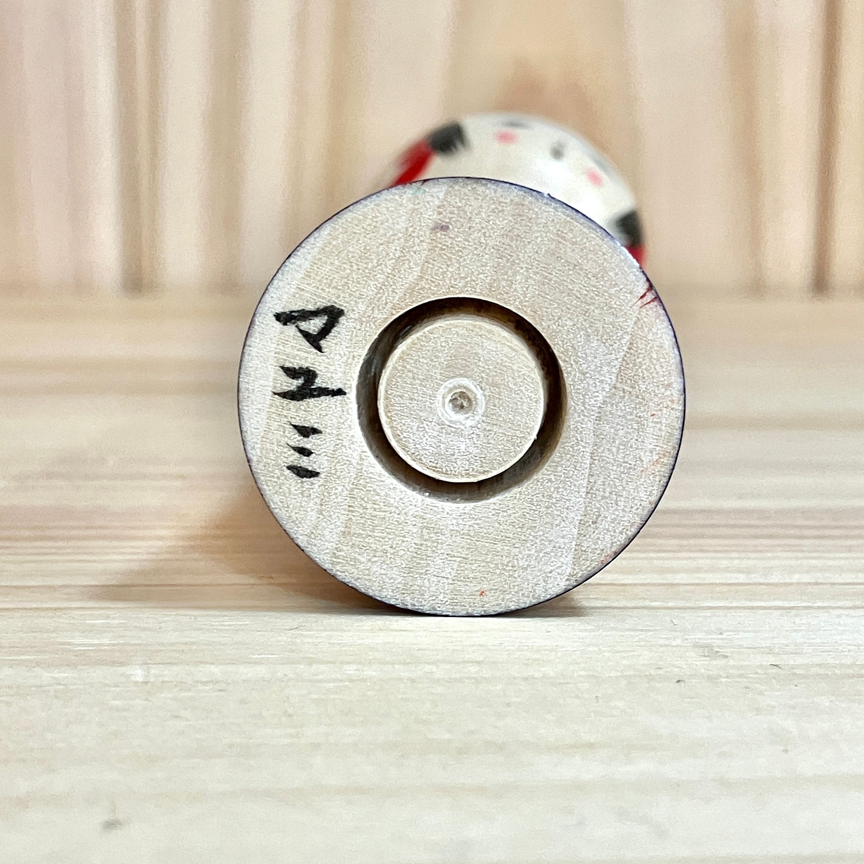 新山真由美工人：弥治郎系】こけし オレンジ赤紫：3寸 約9cm N10MaN