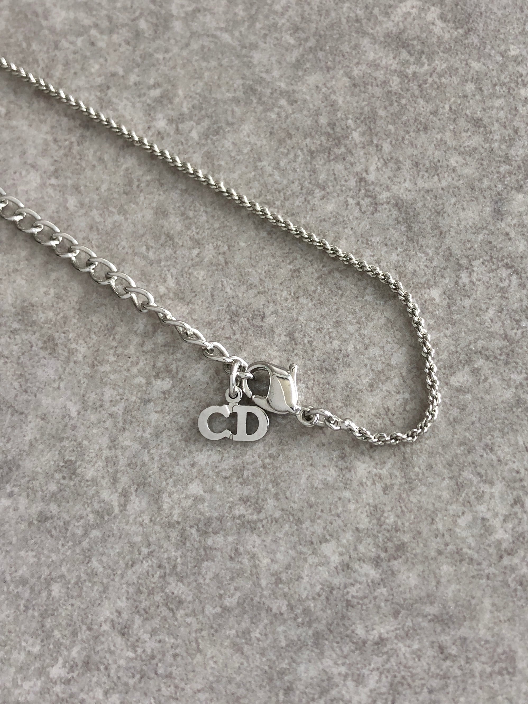 Christian Dior クリスチャン ディオール ネックレス シルバー リボン