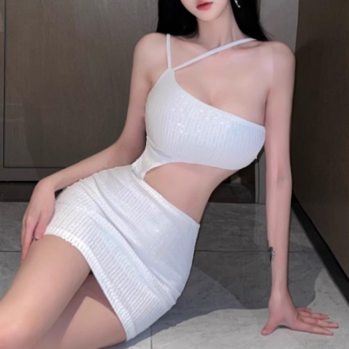 デザインホルターネックアシメカットアウトワンピ ・13149