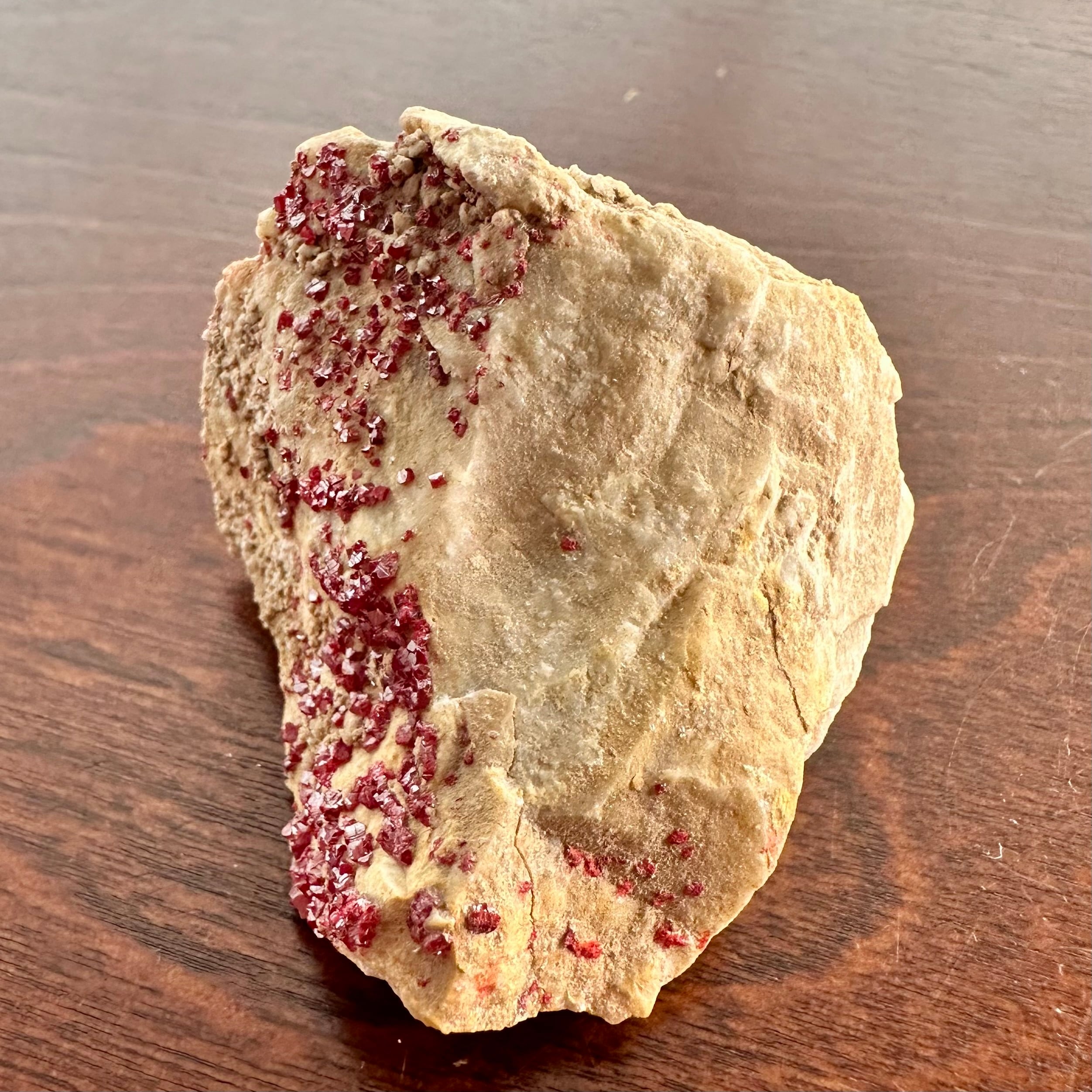 シナバー【Cinnabar】日本（北海道）産 | PEANUTS MINERALS