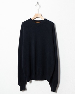 cashmere knitted sweater / COLOR:BLACK