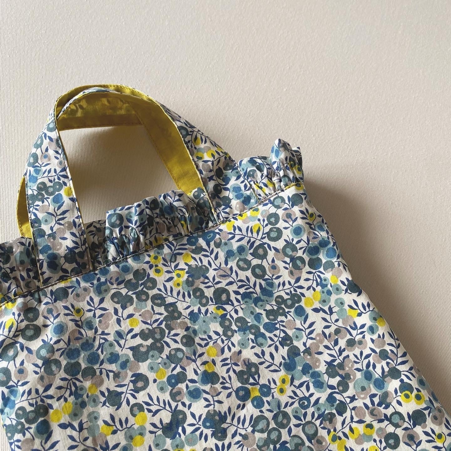 リバティ フリルキルト特大トートバッグ ダルメシアンドッツ 茶ピンク