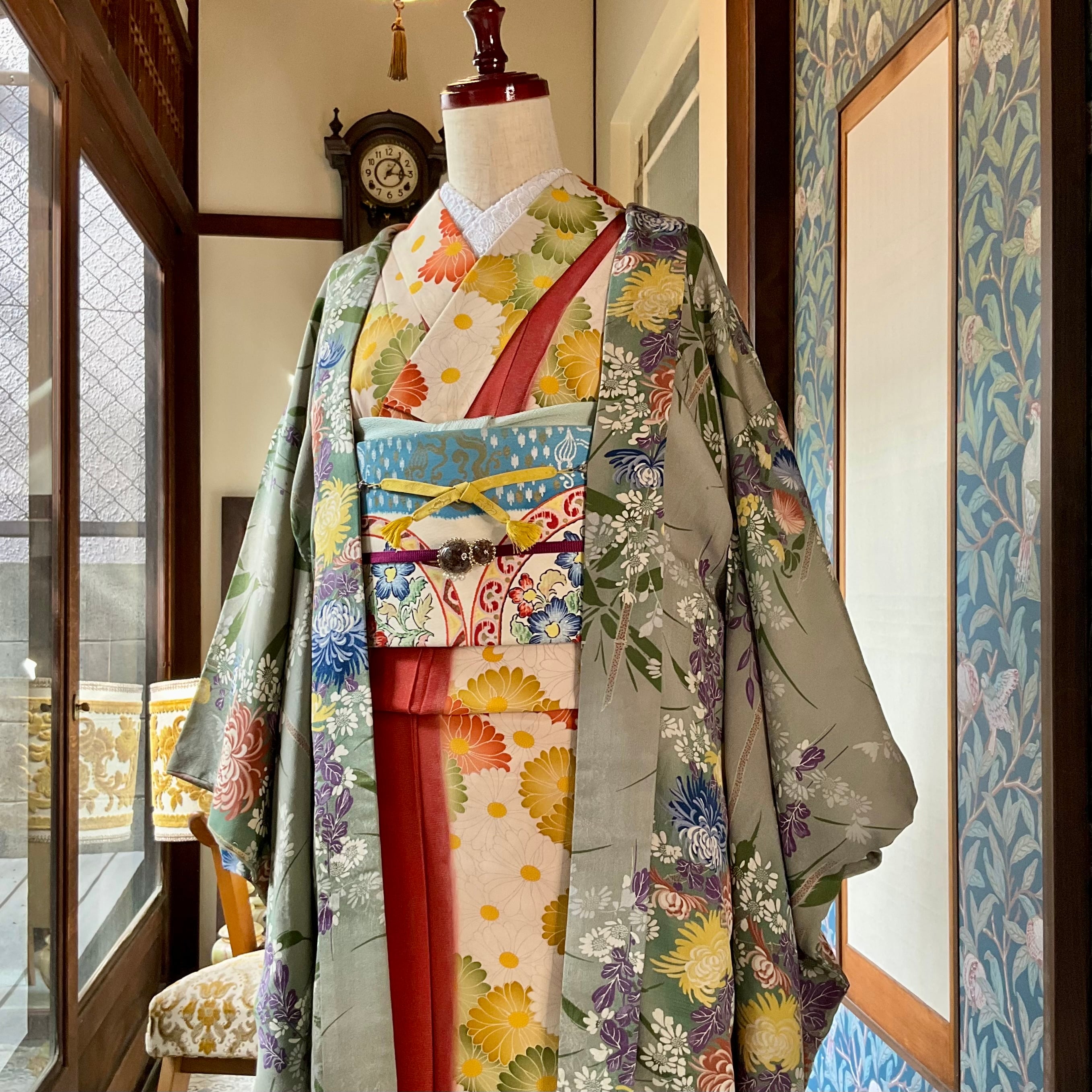 Prices down3中古品羽織 「紗綾形地紋 赤茶 葉」 正絹 総絞り 羽織り