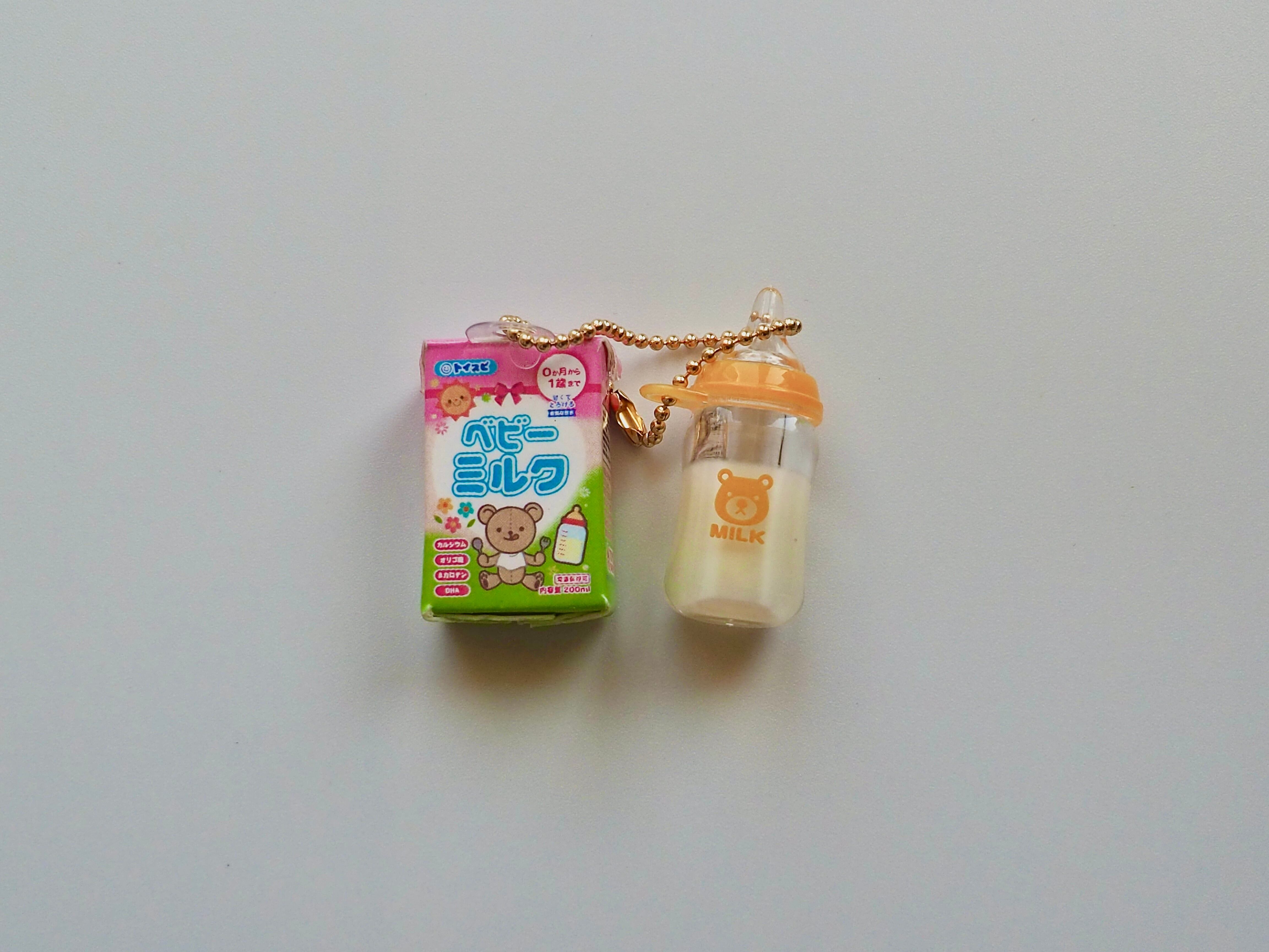 かわいい！赤ちゃん用品マスコット4④哺乳瓶（オレンジ）＆紙パック