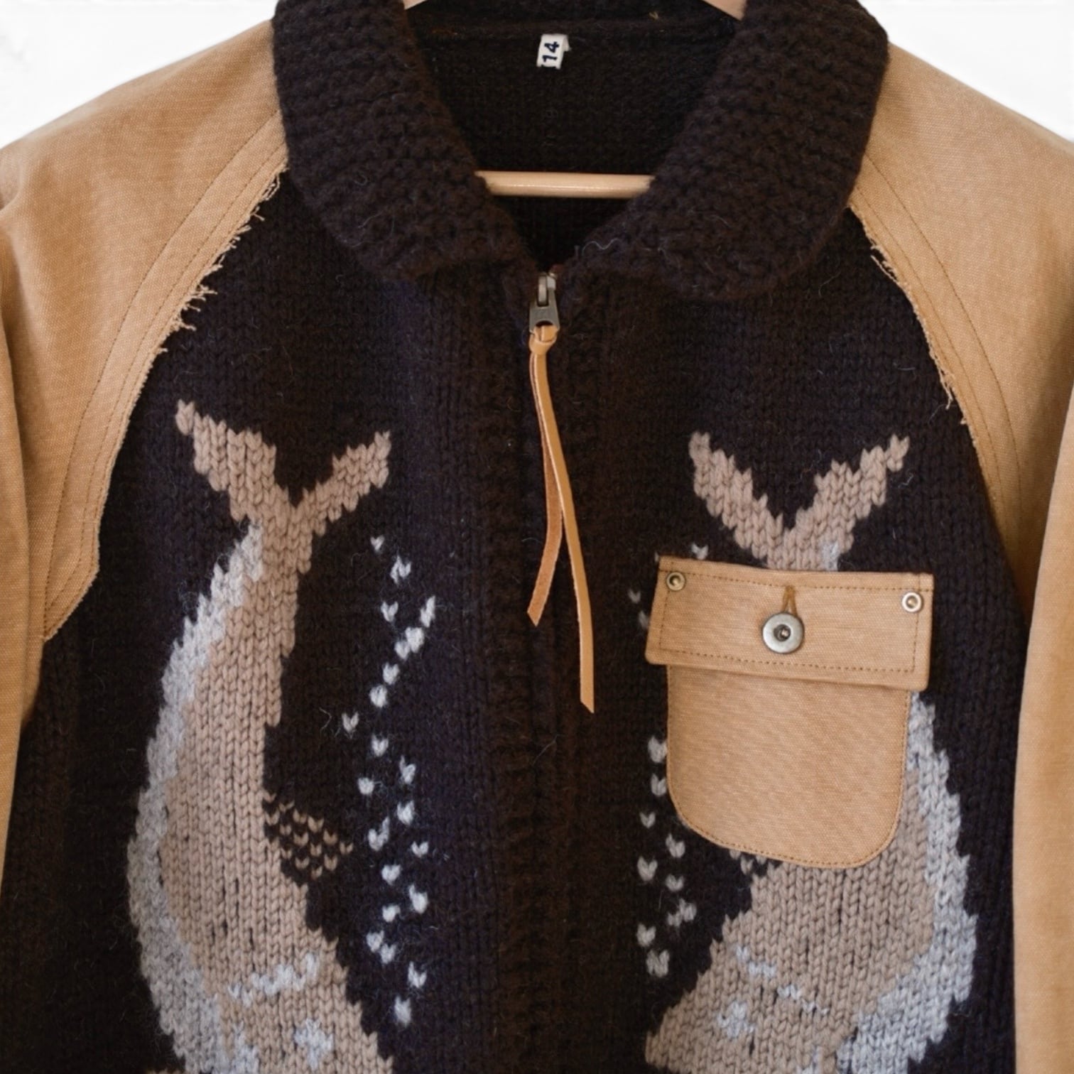 KHOKI  [COMBINATION COWICHAN SWEATER]