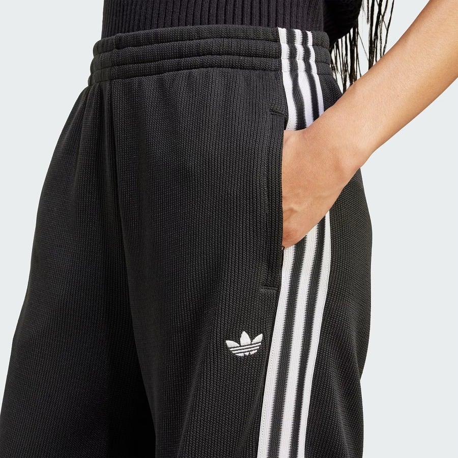 アディダスオリジナルス) adidas Originals アディカラー ファイアー