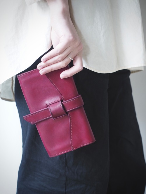 Aubrey Beardsley -赤-