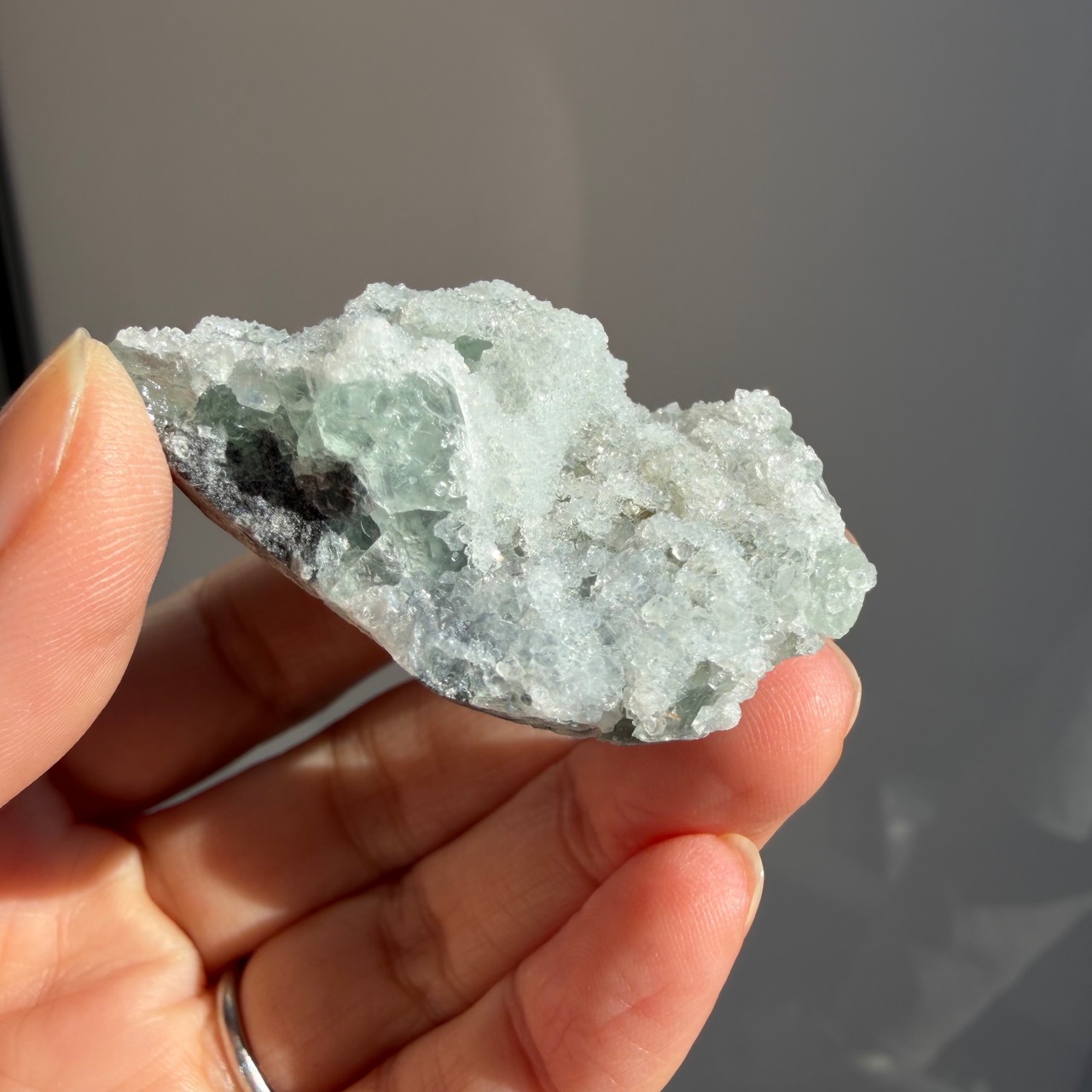 シュガードゥルージー グリーンフローライト 20151214 原石 中国産 天然石 鉱物