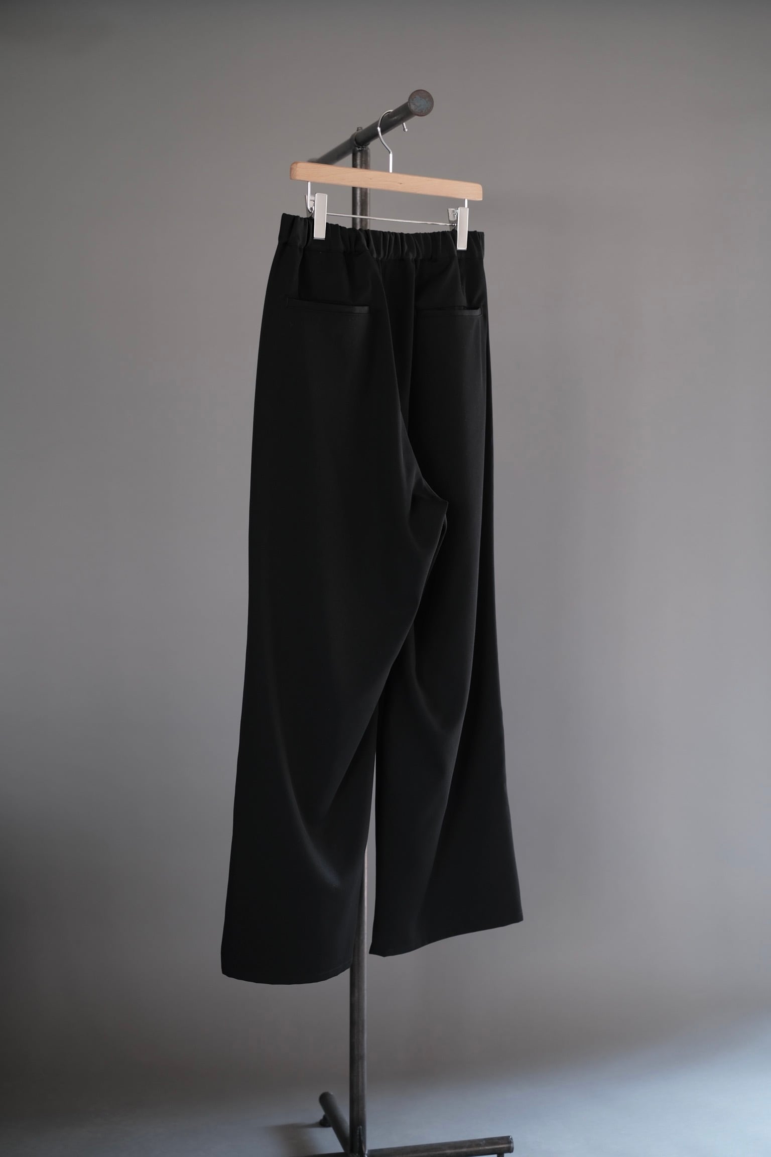 Graphpaper / Scale Off Wool Wide Chef Pants | LIVING