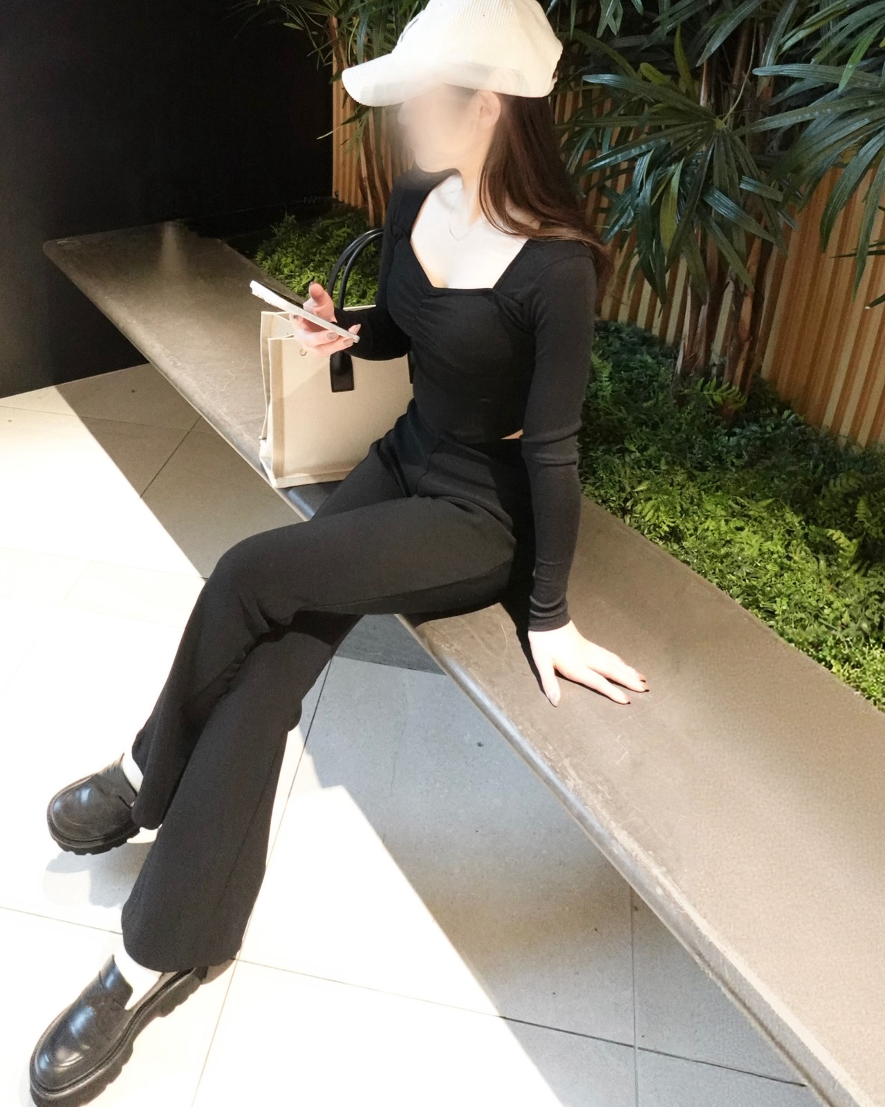 Silhouette Flare Pants