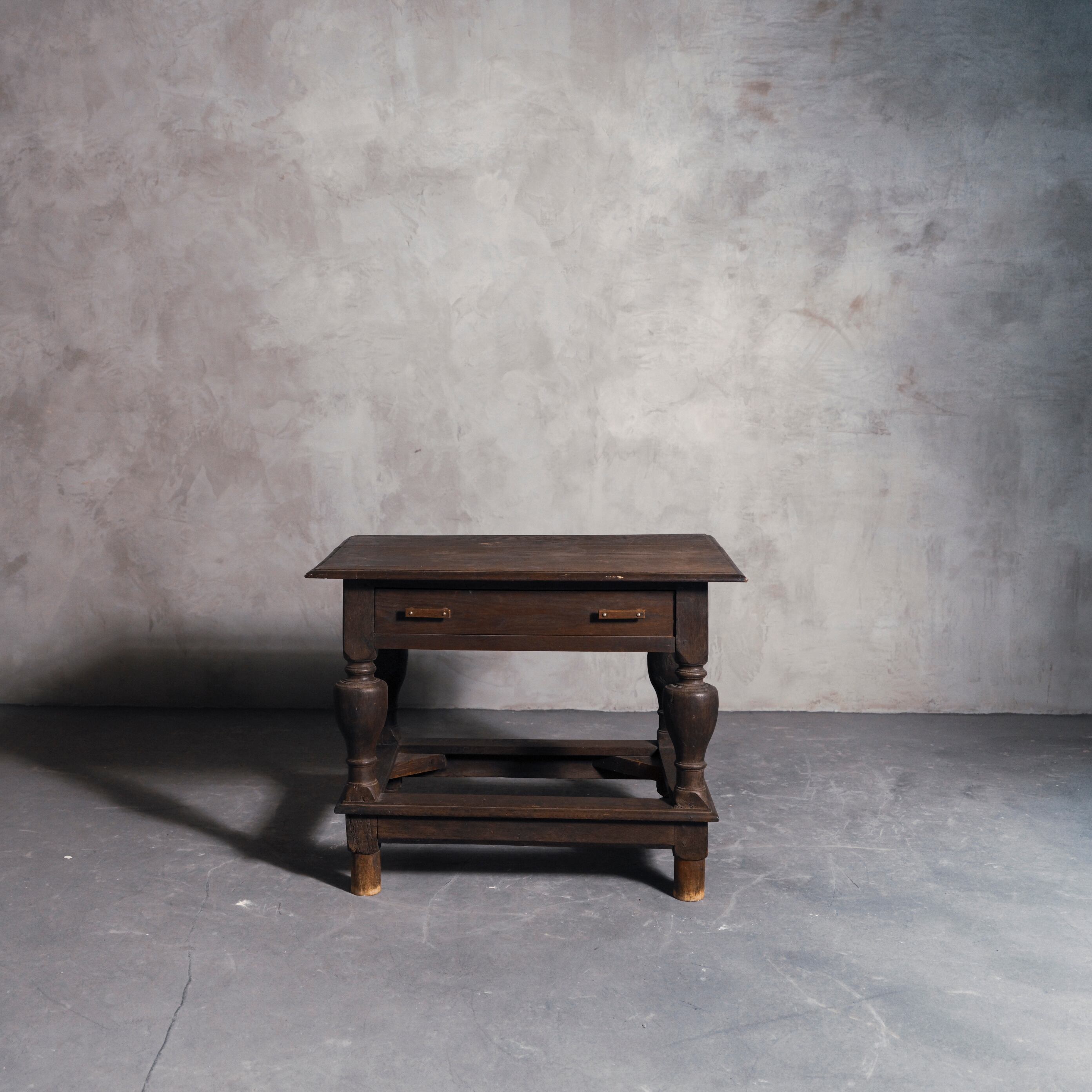 ディスプレイテーブル/サイドテーブル