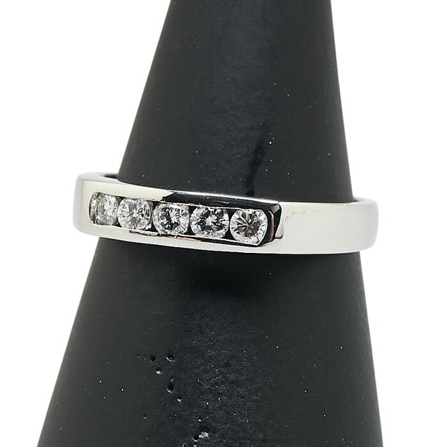 Pt900 プラチナ ダイヤ0.21ct 一文字 リング 指輪 レディース 9.5号 【中古】