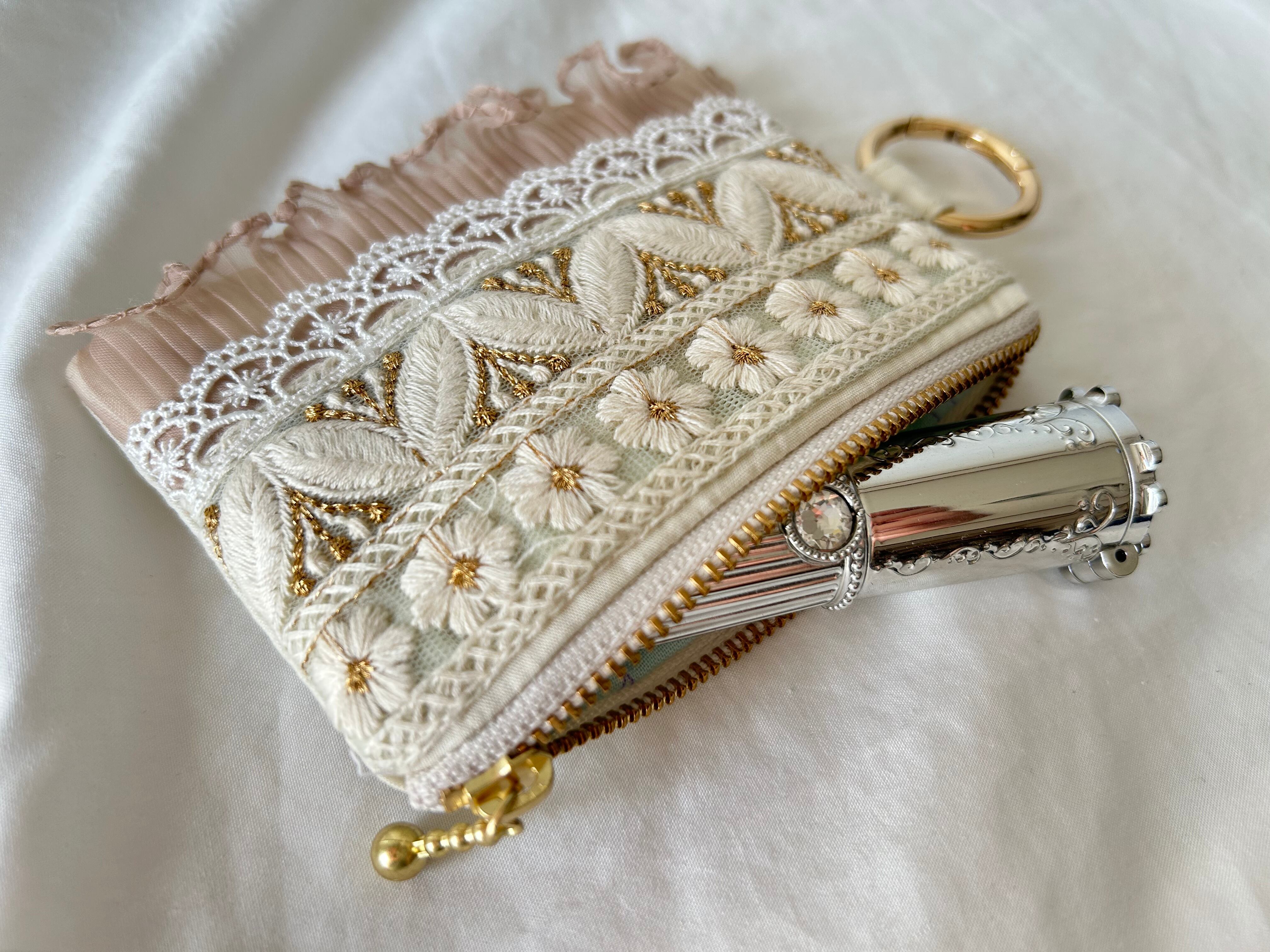 インド刺繍リボン 刺繍リボン ファスナーポーチ カラビナ付き ポーチ