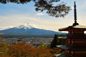 富士山と忠霊塔 01