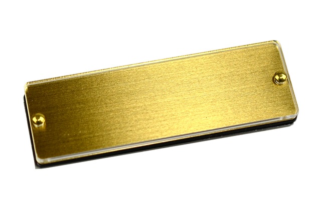 真鍮差し換え名札ＤＸ　60×20ミリ　強力マグネット留め具