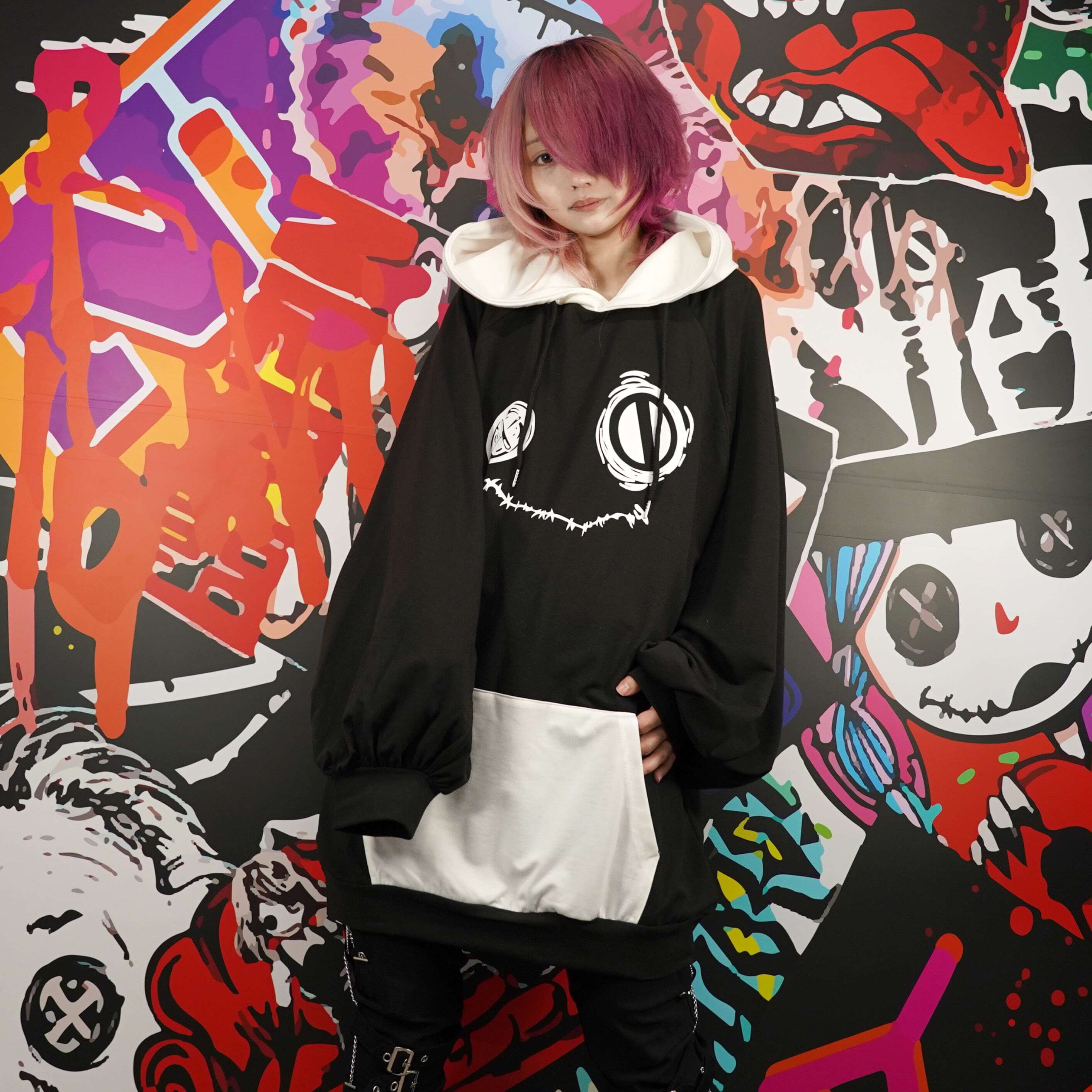 2ndDAY限定販売》掲載写真確定HOODIEガチャ【お1人様1回限り】 | NIER