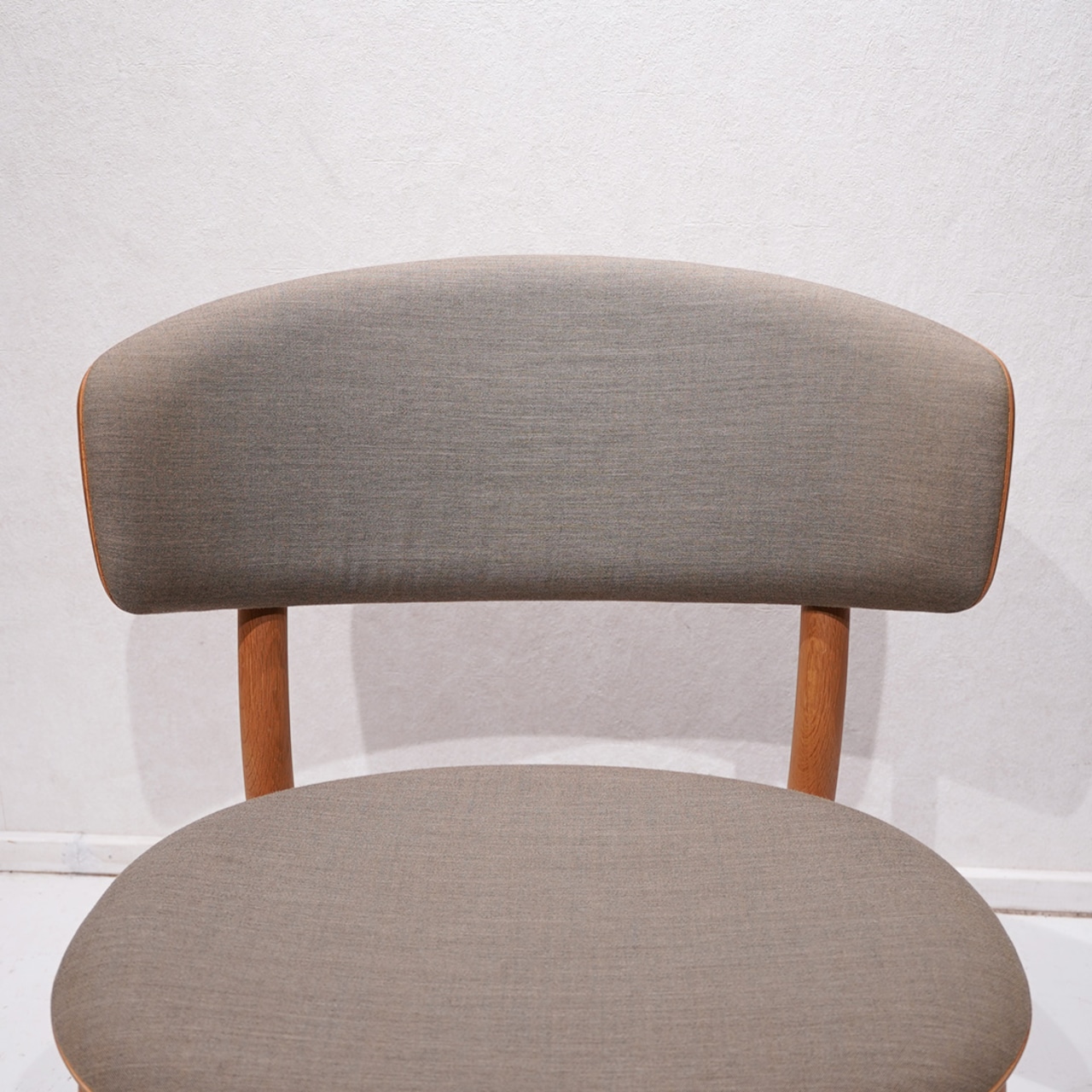 匠工芸 SPREAD chair／FAWN stool 松岡 智之 デザイナーズ 国産家具 スプレッドチェア／ファウンスツール パーソナルチェア オットマン